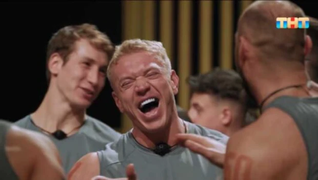 Постер Титаны Битва сезонов 2 выпуск 01.02.2026